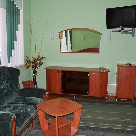 Hotel 7 Zirok Melitopolʼ Zewnętrze zdjęcie