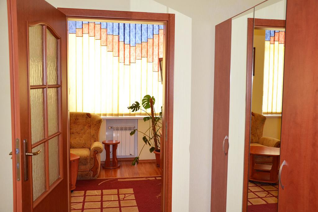 Hotel 7 Zirok Melitopolʼ Pokój zdjęcie